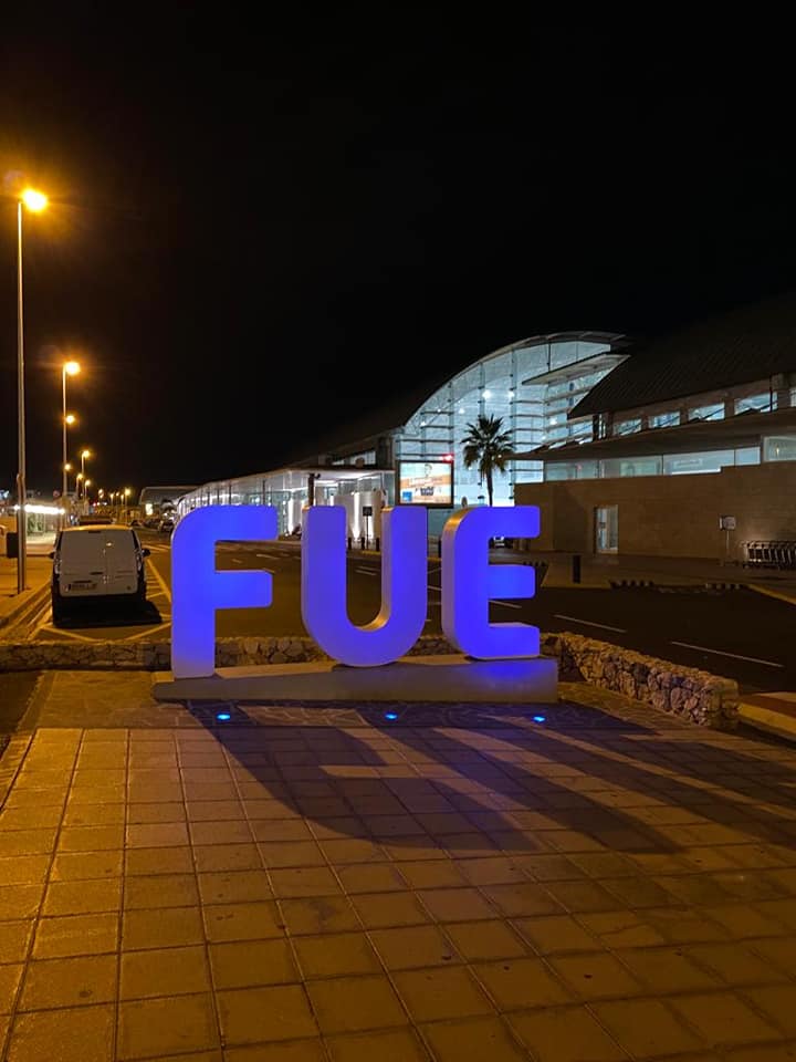 Iluminación Aeropuerto Fuerteventura (Canarias)